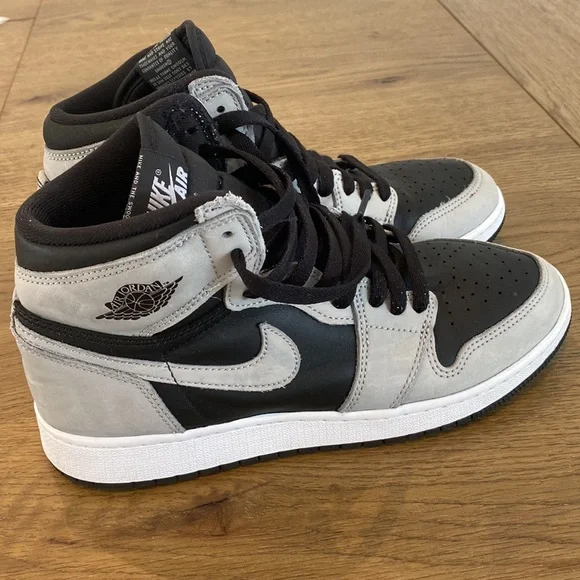 Nike Air Jordan sneakers, Gray/Black, pre-owned, Size Youth US 7 - Picture 5 of 14